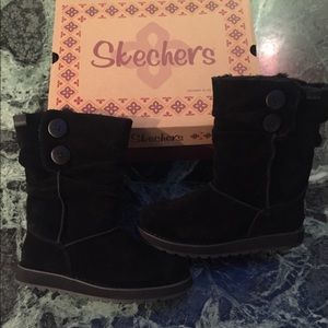 Women’s/ Junior’s  fall/winter boots